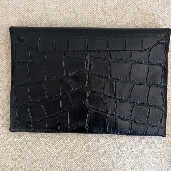 Givenchy Antigona Envelope Clutch Black Croc-Stamped Leather Bag LIKE NEW - Picture 2 of 4